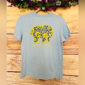 Ivory Ella Dream Blue Cheetah Florals Short Sleeve Pocket Cotton T-Shirt M NWT